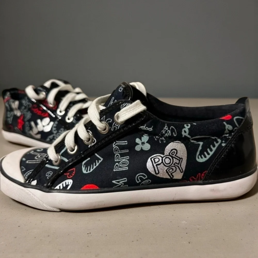 Coach Poppy Black, White and Red Sneakers W-6 EUC - Picture 2 of 12
